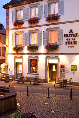 Hôtel de la Tour***